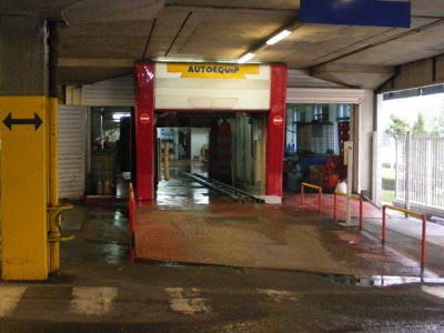 OEXPRES Car wash Belgrade - Photo 3