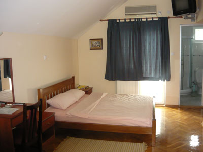 ALEKSANDAR R RESTAURANT AND ACCOMMODATION Accommodation, room renting Belgrade - Photo 6