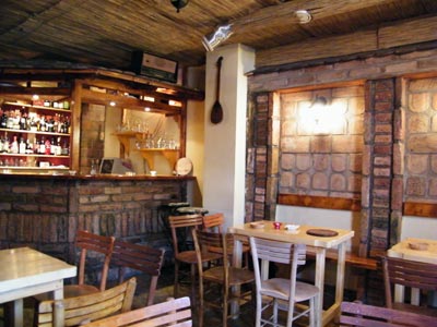 CAFFE BAR GONAK Saloons Belgrade - Photo 3