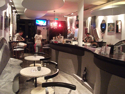 GAUDI CAFE Bars and night-clubs Belgrade - Photo 9