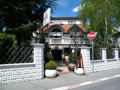AMIGO RESTORAN Restorani Beograd - Slika 1