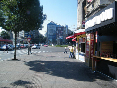 KROMPIWOOD Fast food Beograd - Slika 2