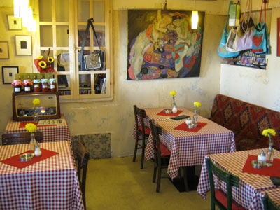 FAMILIJA RESTAURANT Restaurants Belgrade - Photo 2