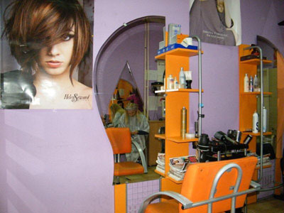 HAIR SALON ZLATNA GRIVA Hairdressers Belgrade - Photo 9