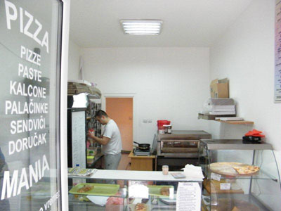 PIZZA MANIA Fast food Belgrade - Photo 3