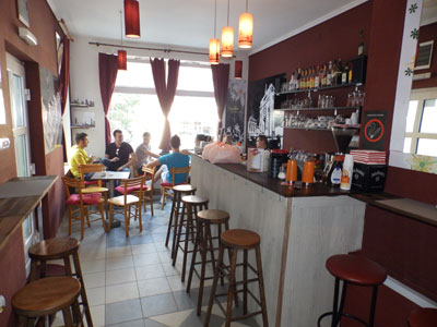 CAFFE BAR PAUZA Bars and night-clubs Belgrade - Photo 1