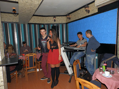KAFANA 011 KAO NEKAD Bars and night-clubs Belgrade - Photo 4