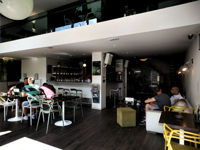 CAFFE DE FACTO MINT Bars and night-clubs Belgrade - Photo 4
