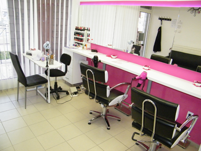 BEAUTY STUDIO VIKI Hairdressers Belgrade - Photo 5