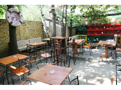 CAFE PRVA DAMA Bars and night-clubs Belgrade - Photo 4