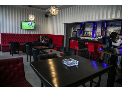 CAFFE MOND Bars and night-clubs Belgrade - Photo 3