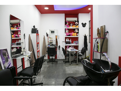3 MINI BEAUTY SALON Hairdressers Belgrade - Photo 5