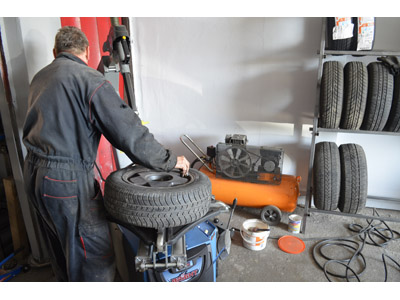 AUTO CENTER TAMARA Tire repair Belgrade - Photo 4