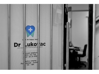 DR LUKOVAC DENTAL OFFICE Dental orthotics Belgrade - Photo 3