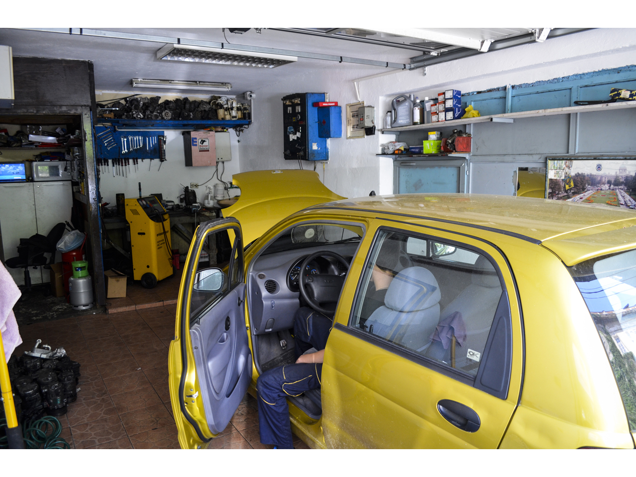 CAR SERVICE BURGUND Car electricians Beograd