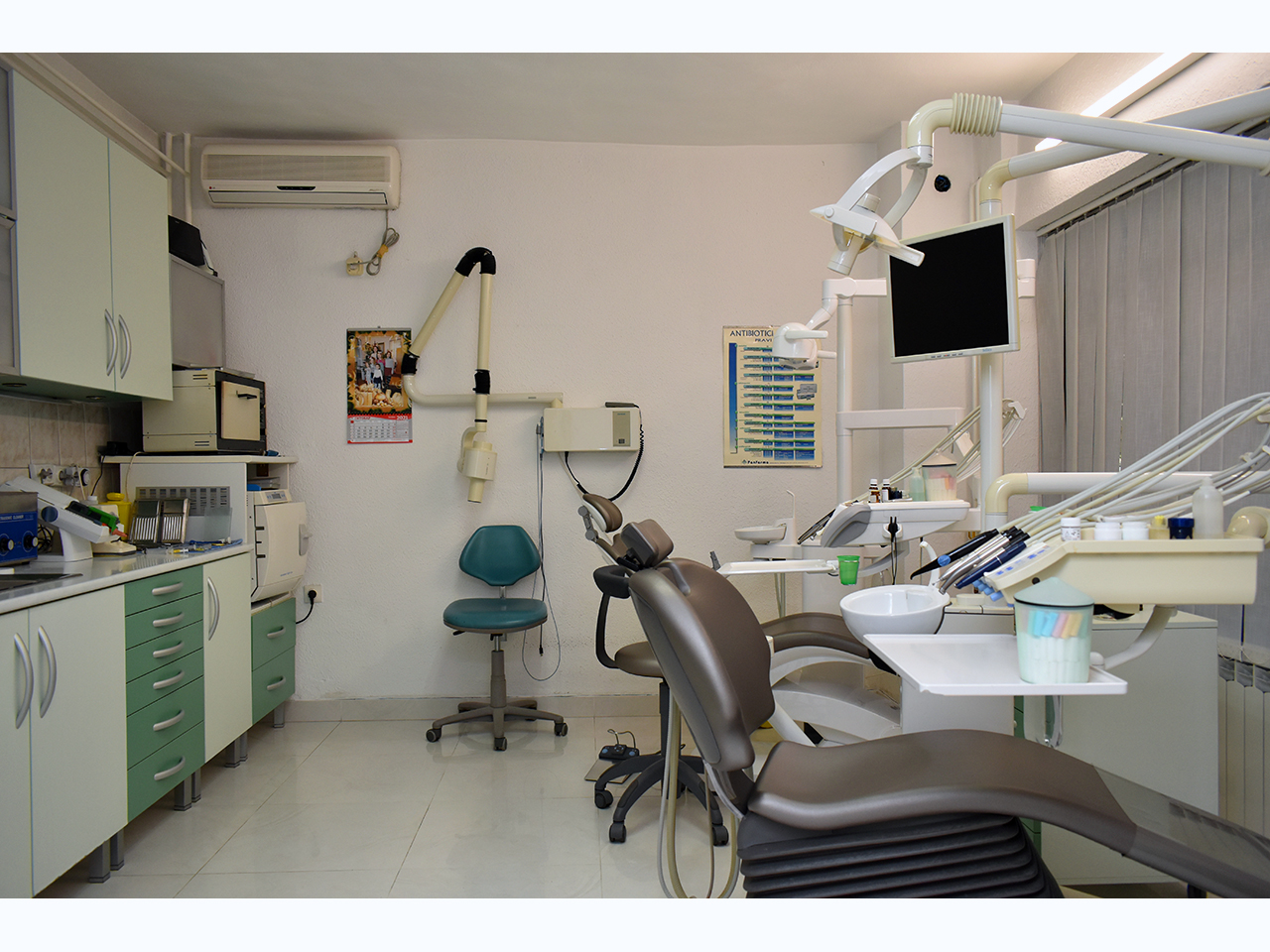 Photo 3 - DENTAL SURGERY DR MILISIC Dental surgery Belgrade