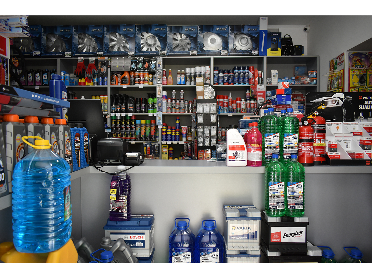 REPLACEMENT PARTS TEAM SYSTEM Oils and filters Beograd