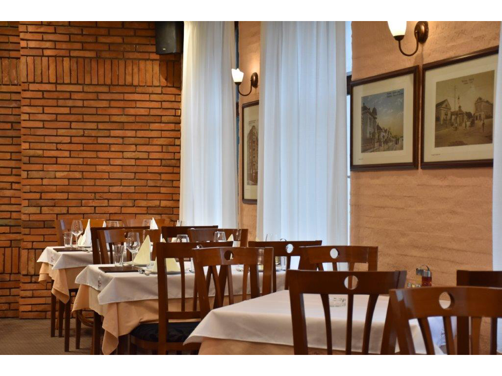 RESTAURANT STARA SRBIJA Restaurants Belgrade - Photo 9
