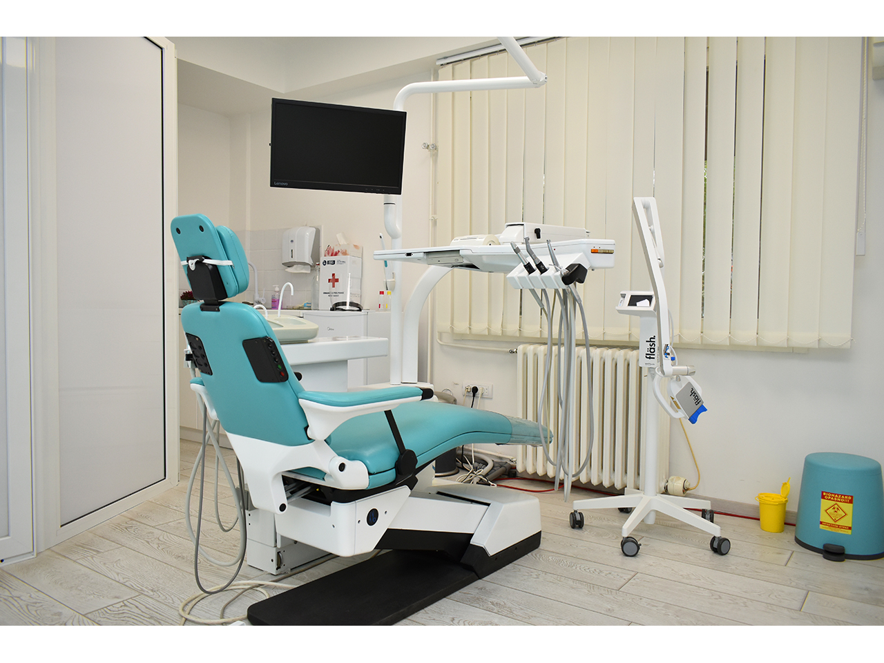 Photo 2 - DENTAL ORDINATION DR KONDIC Dental surgery Belgrade
