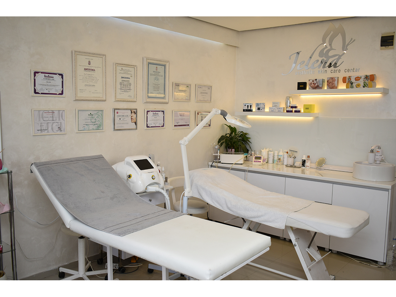 AESTHETIC CENTER AND SKIN CARE JELENA Masage Beograd