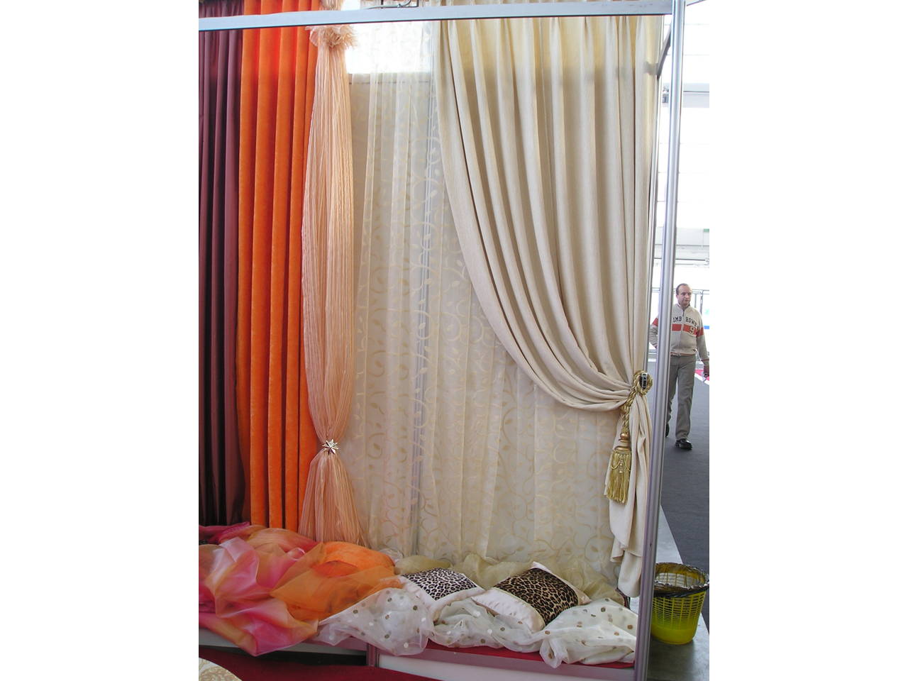 EXCLUSIVE CURTAIN SALON Textile, textile fabrics Belgrade - Photo 3