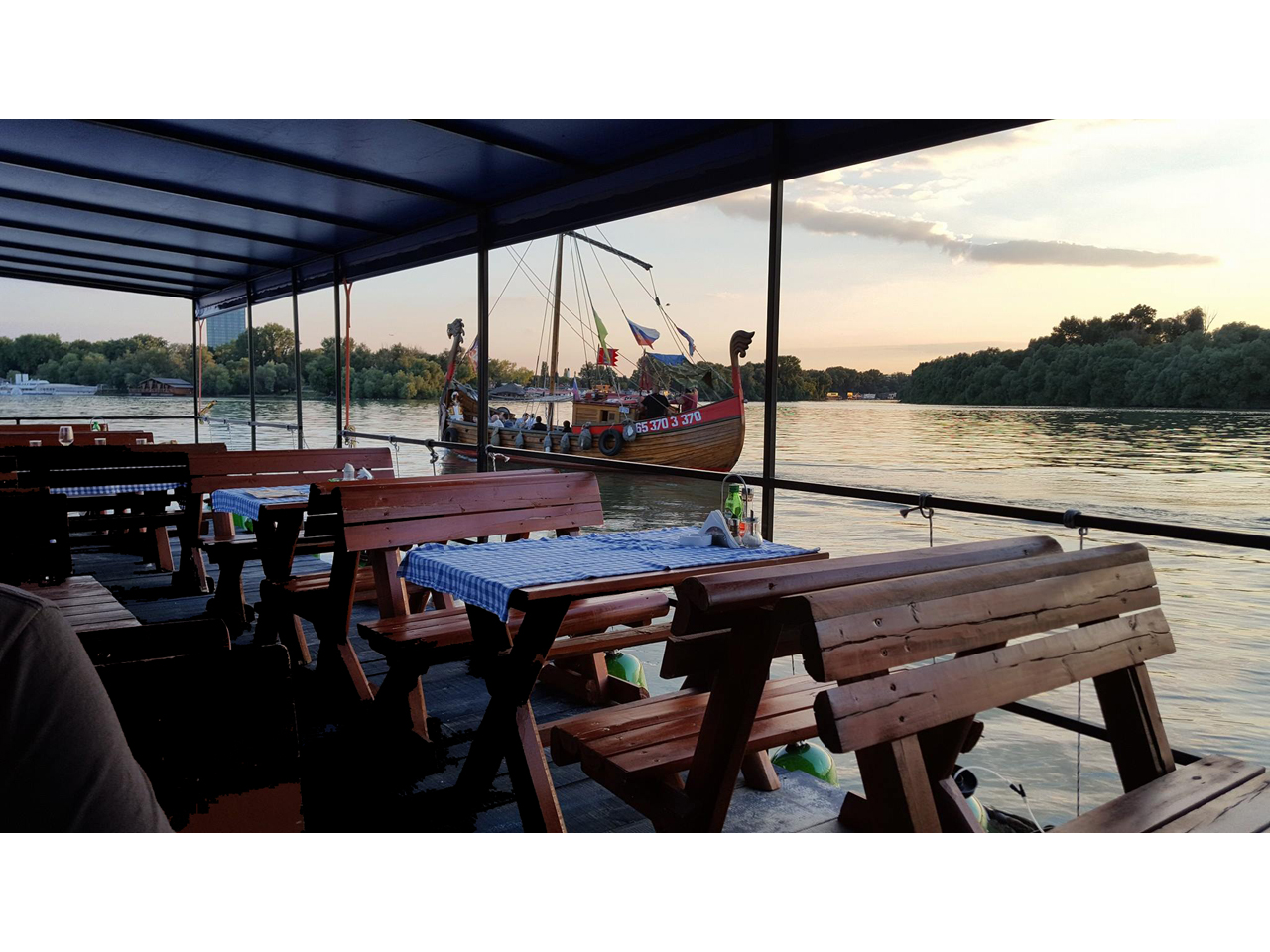 Slika 2 - RESTORAN VODENICA Riblji restorani Beograd