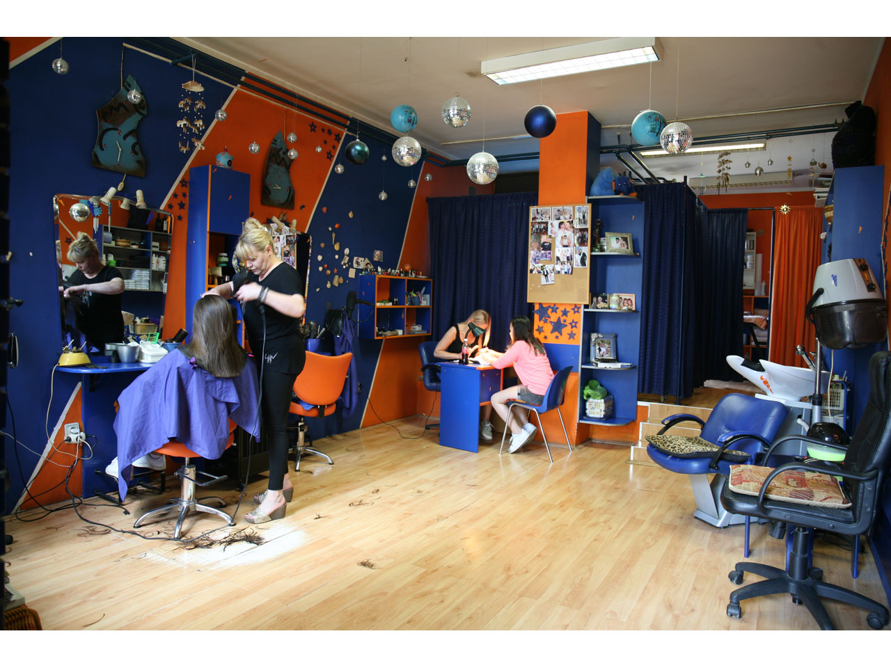 BLUE STUDIO Hairdressers Beograd