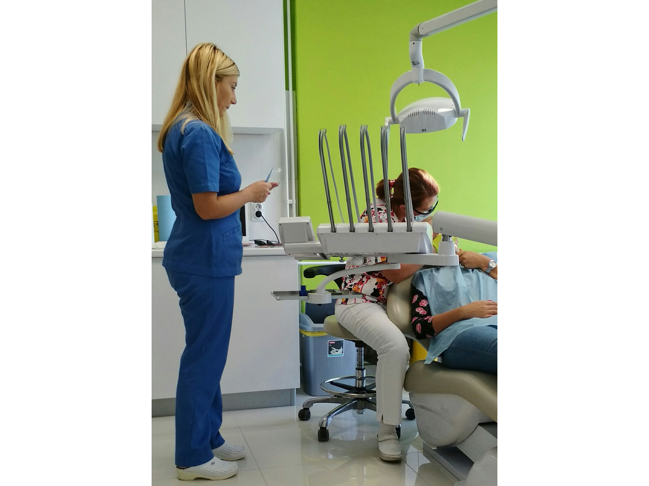 DENTAL OFFICE LENA V Dental surgery Beograd