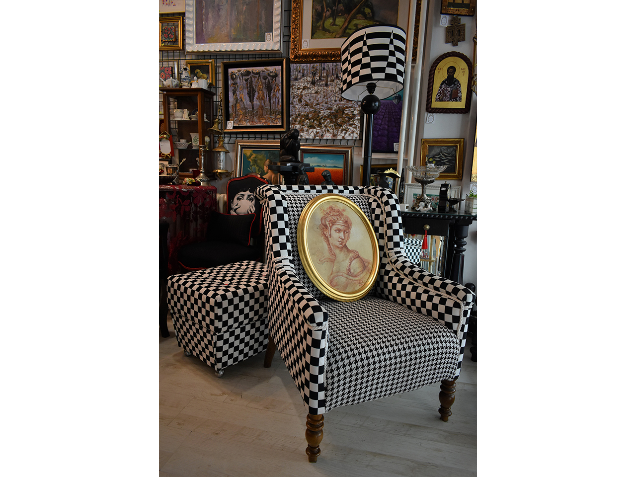 ANTIQUES AND GALLERY MASNA Gift shop Beograd