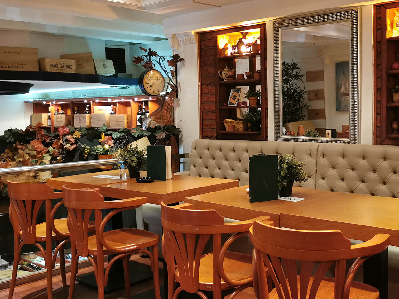 Slika 8 - PAMPOUR BAR Restorani Beograd