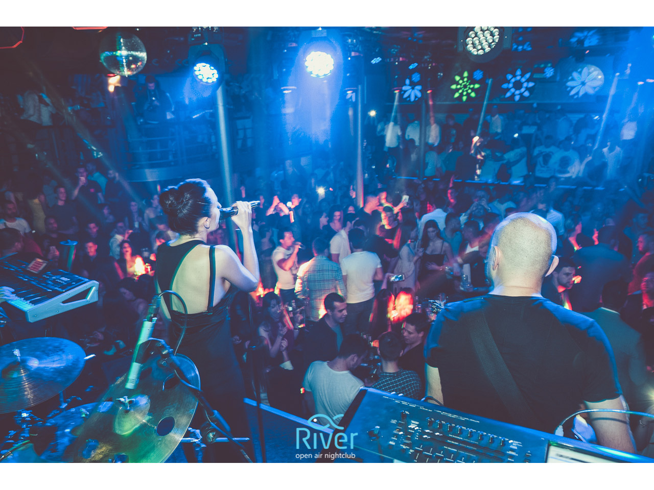SPLAV RIVER Bars and night-clubs Belgrade - Photo 11