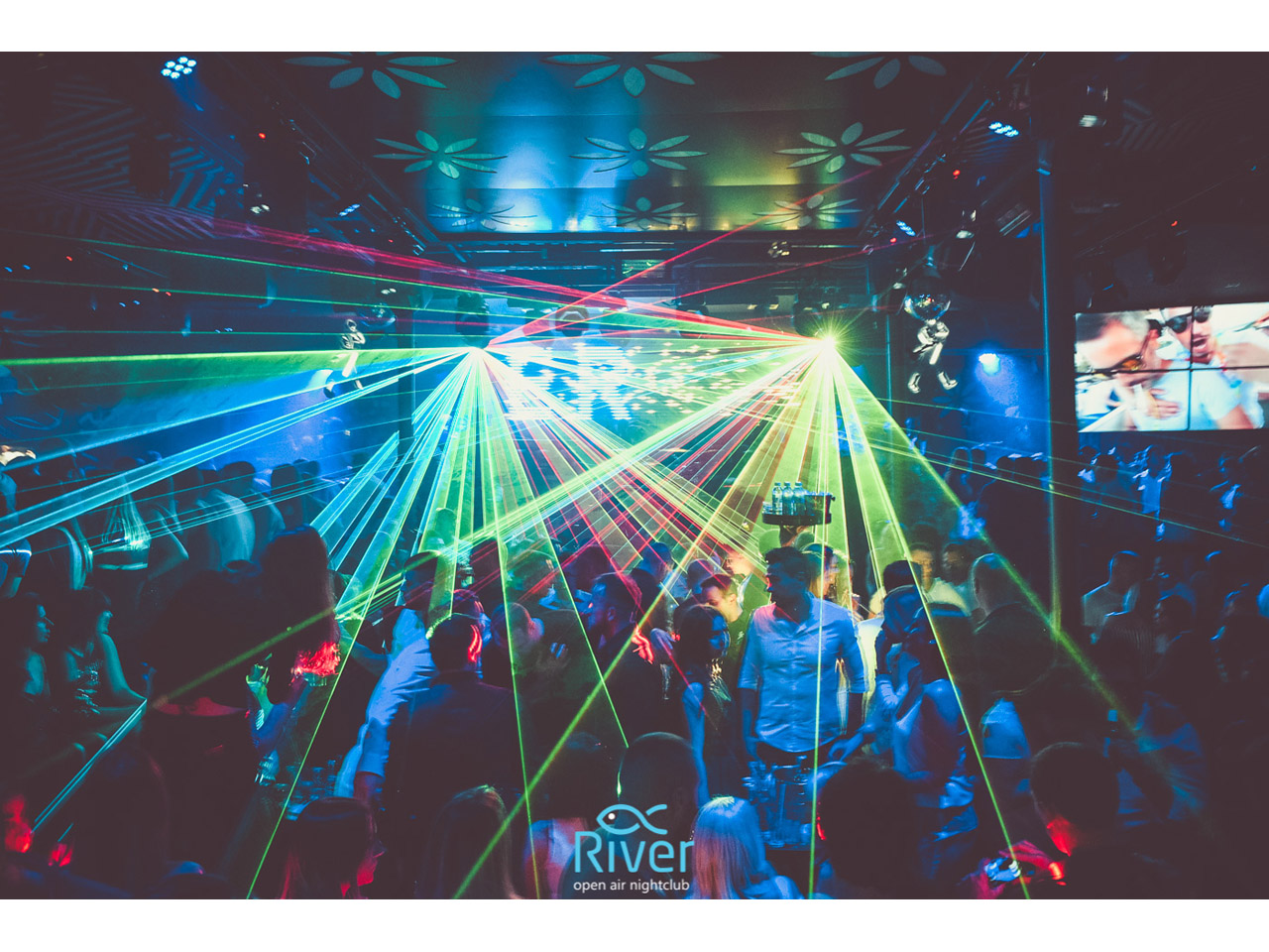 SPLAV RIVER Bars and night-clubs Belgrade - Photo 2