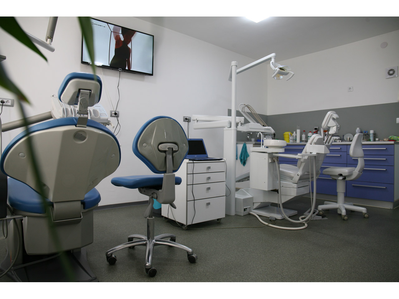ADA DENT DENTAL OFFICE Dental surgery Belgrade - Photo 3