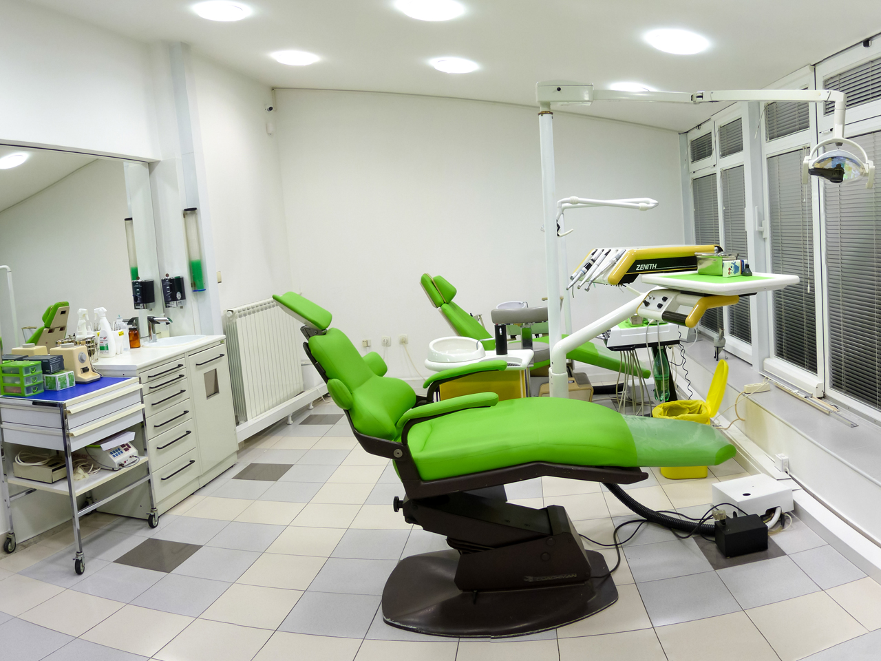 AMFORA DENT DENTAL OFFICE Dental surgery Beograd