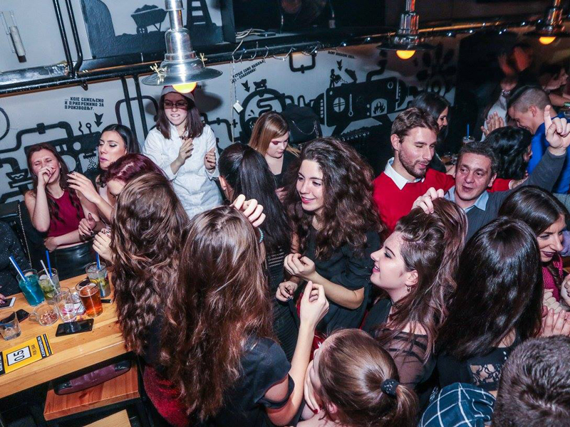 0.5 BAR - NULA PET BAR Bars and night-clubs Belgrade - Photo 11