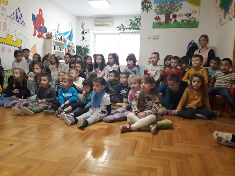 BELI DVORAC - KINDERGARTEN Predškolske ustanove i privatni vrtići Beograd