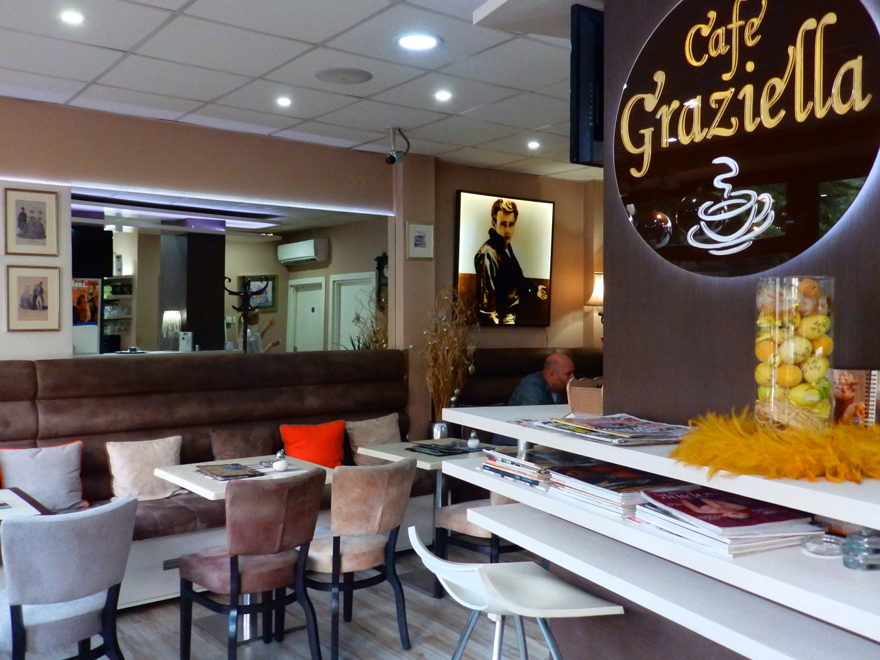 CAFE GRAZIELLA Bars and night-clubs Belgrade - Photo 6