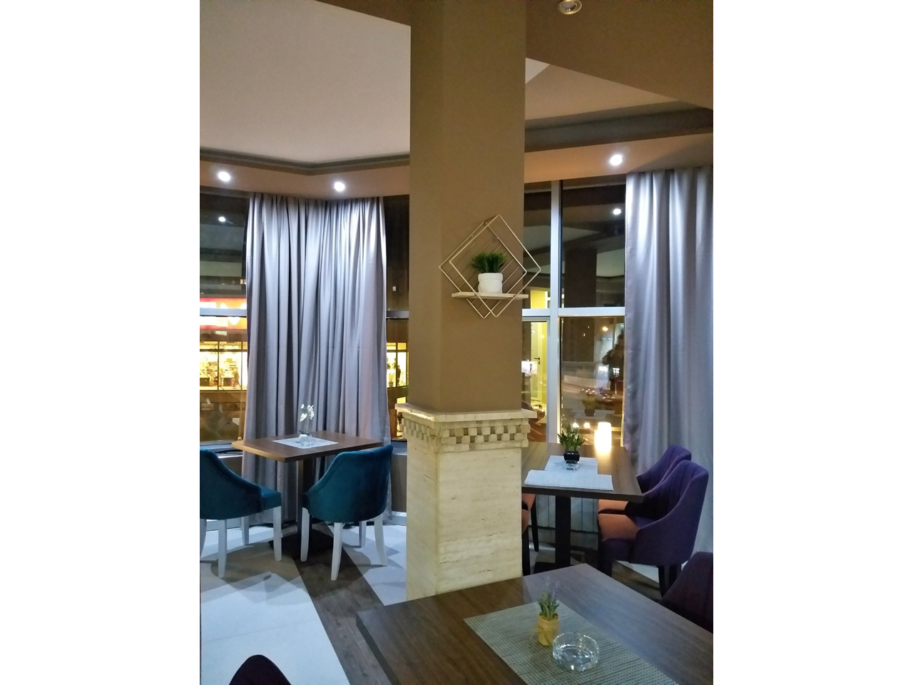 CAFFE & RESTAURANT DIAGONAL Restaurants Belgrade - Photo 8