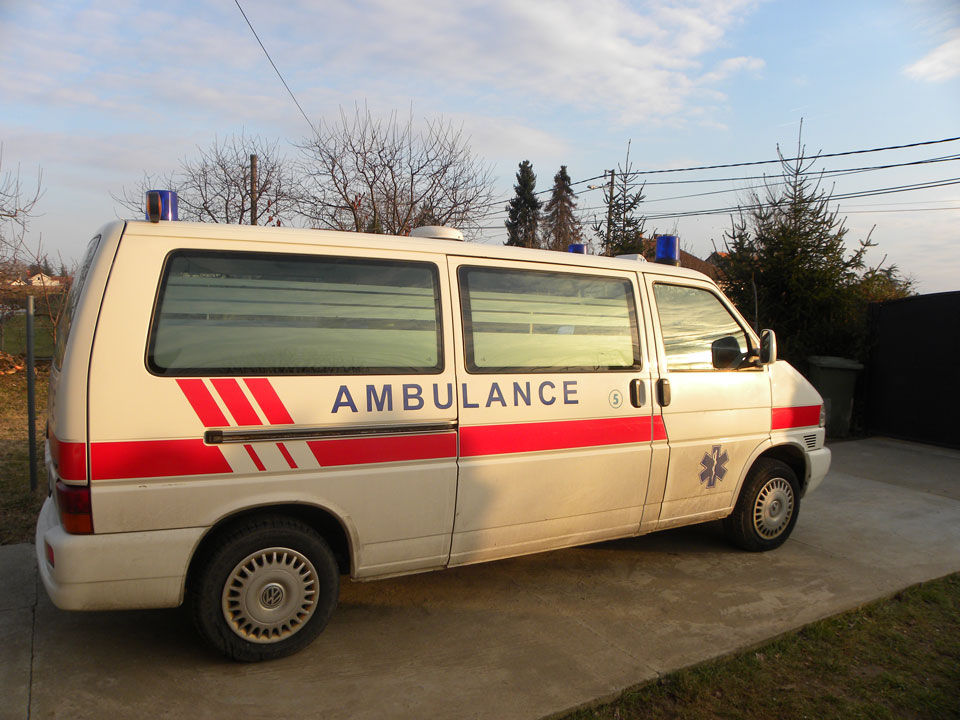 SOS MEDIC AMBULANCE TRASPORTATION Ambulance transportation, medical transportation Belgrade - Photo 1