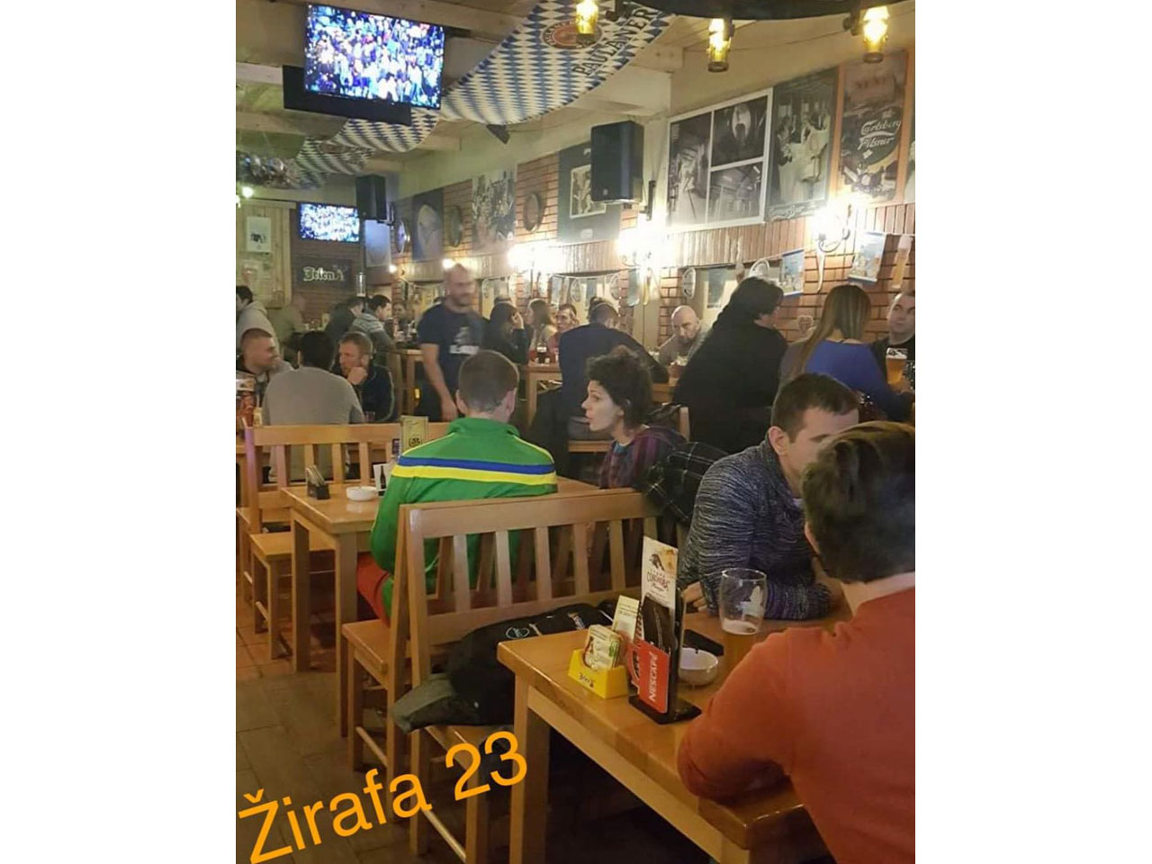 Photo 4 - ZIRAFA PUB 23 Restaurants Belgrade