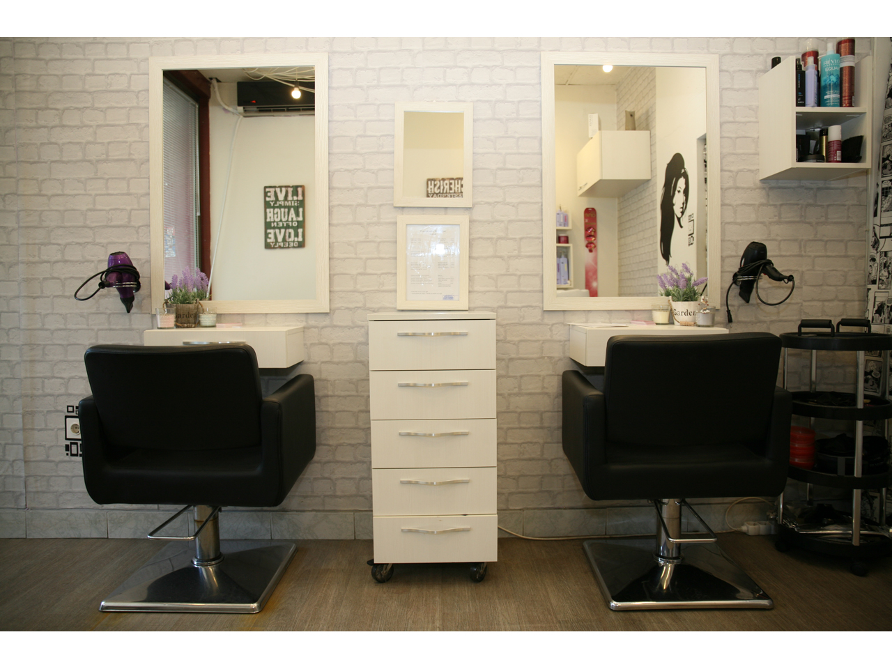 HAIR CORNER Beauty salons Belgrade - Photo 2
