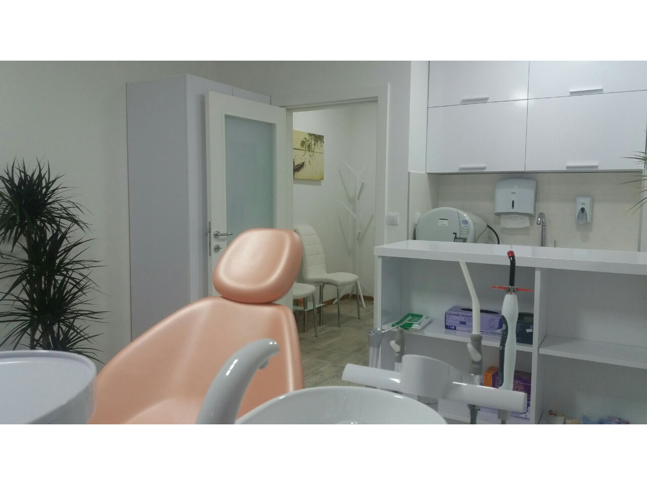 AD DENT Dental surgery Belgrade - Photo 2