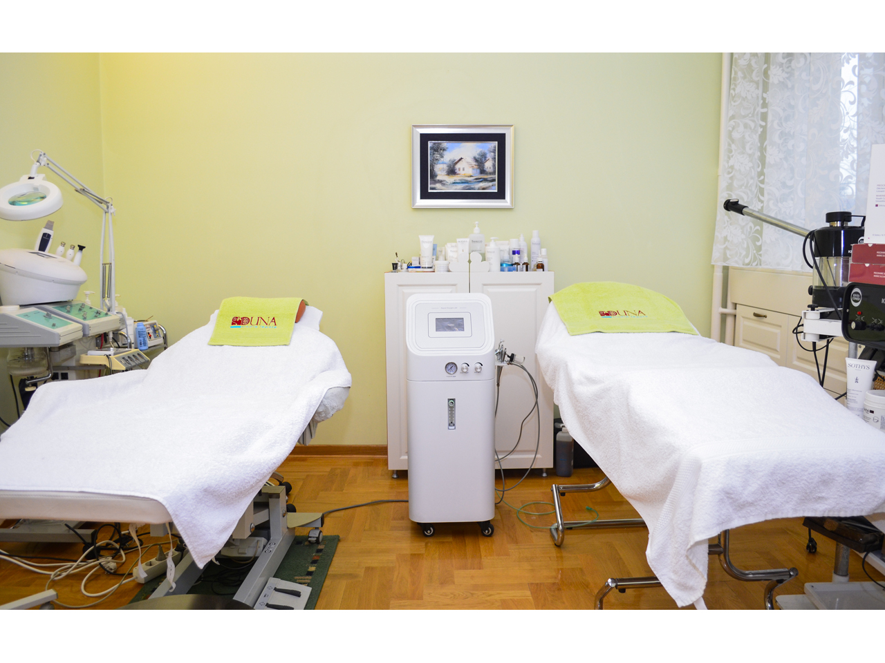 DUNA BEAUTY STUDIO Manicures, pedicurists Belgrade - Photo 3