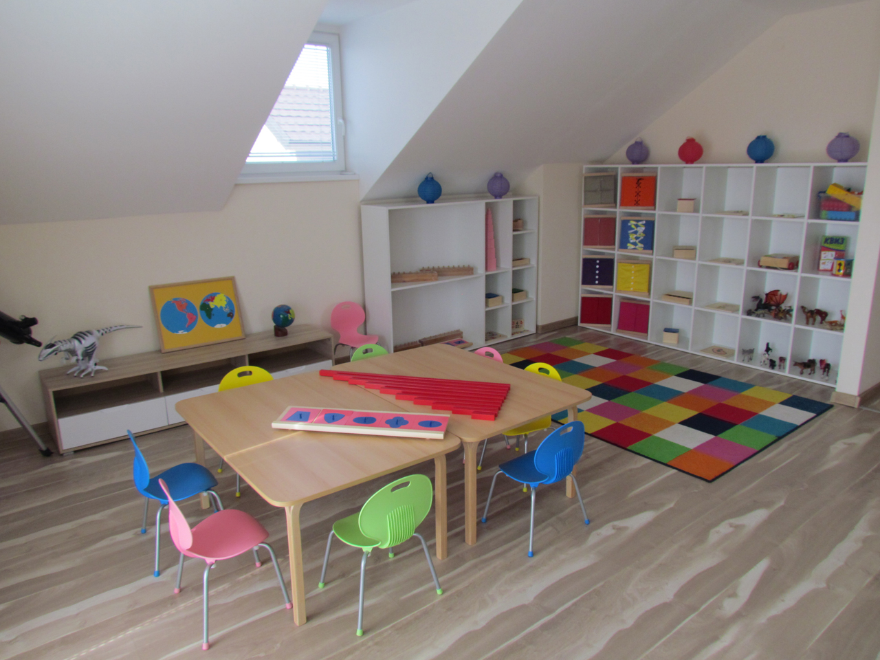 PRIVATE PRESCHOOL INSTITUTION MALI NAUCNICI Kindergartens Belgrade - Photo 1