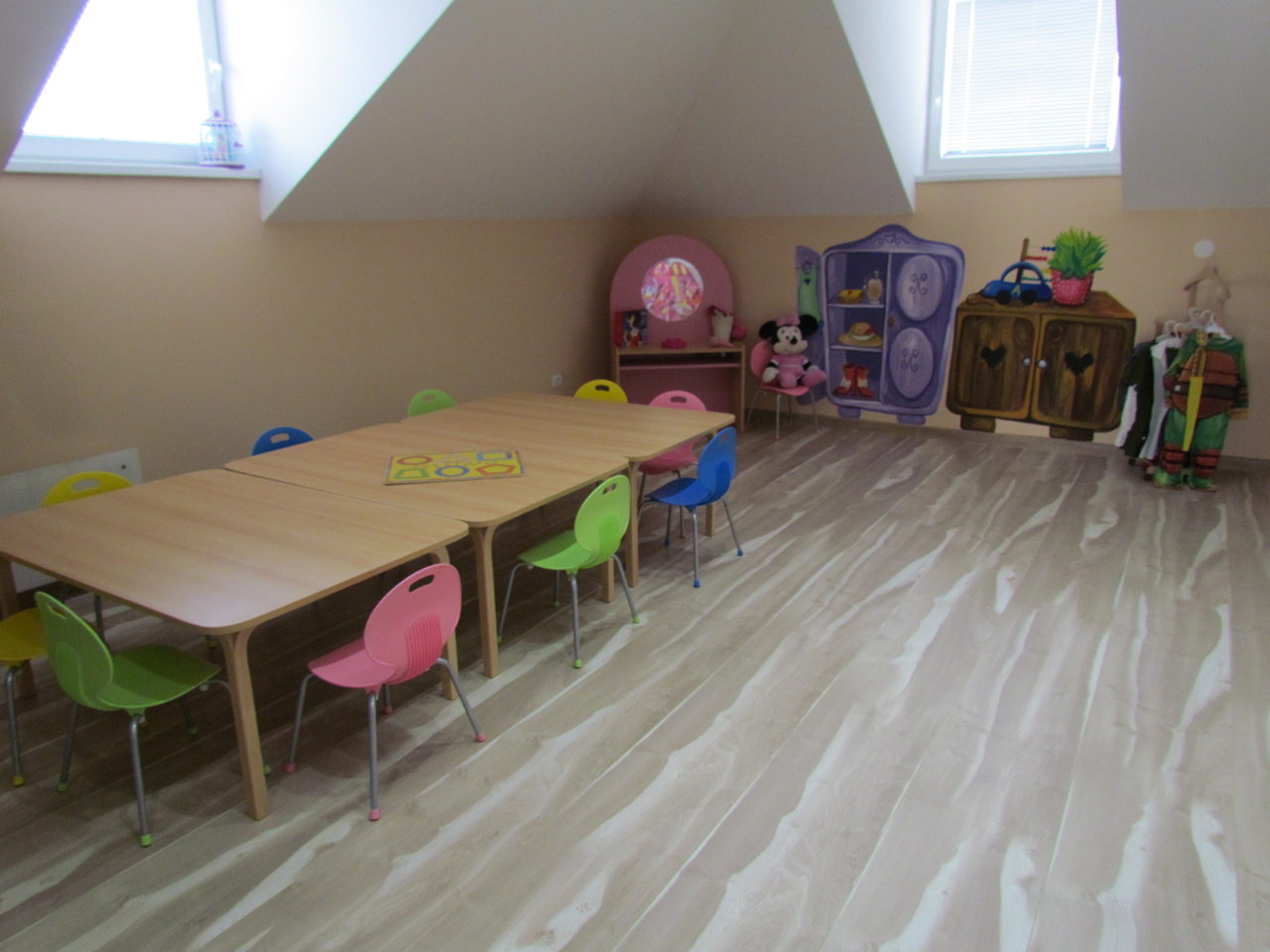 PRIVATE PRESCHOOL INSTITUTION MALI NAUCNICI Kindergartens Belgrade - Photo 6
