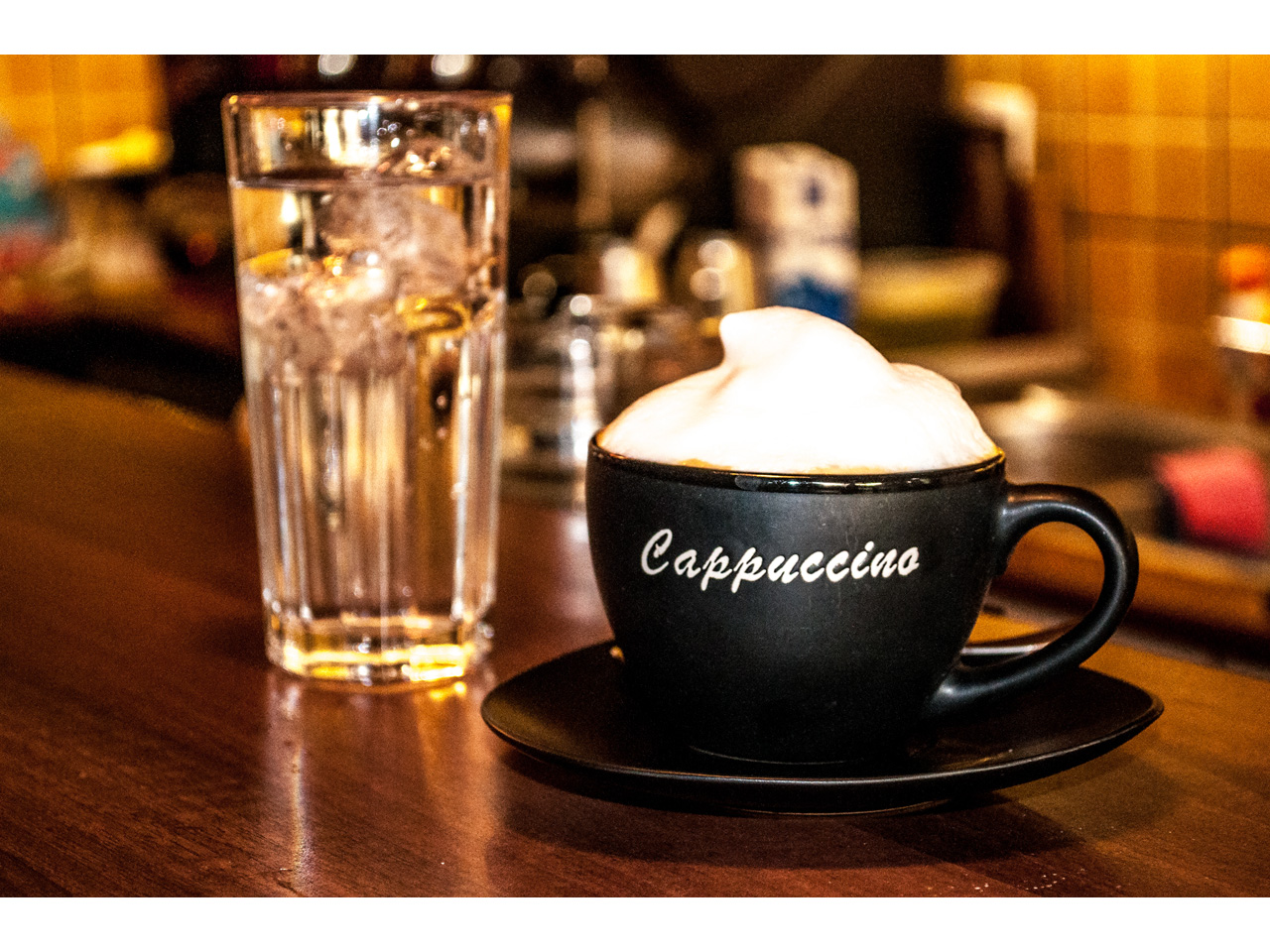 COFFE SHOP CAROBNI PATULJAK Bars and night-clubs Belgrade - Photo 5