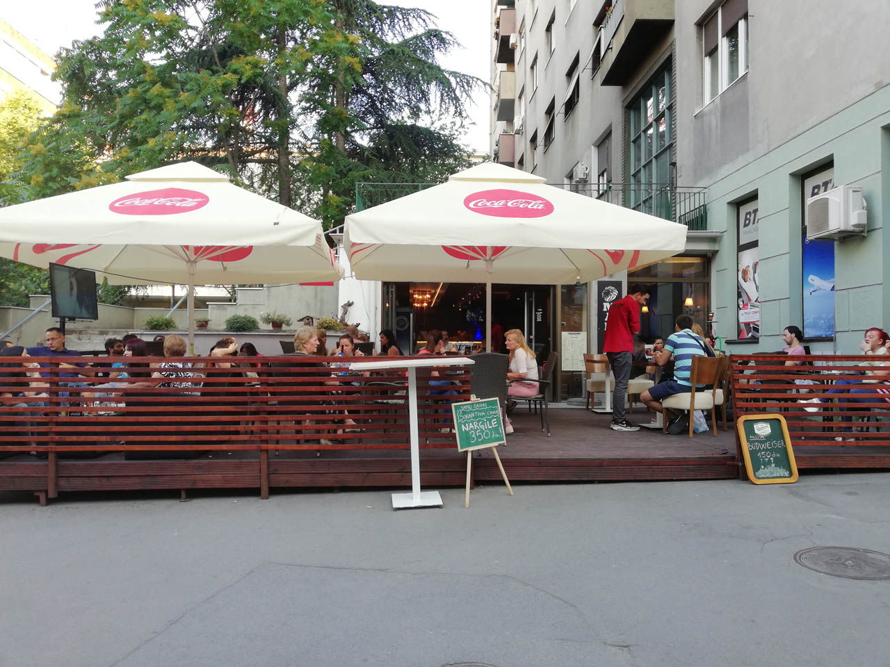 CAFFE LOUNGE BAR MAKSIM Bars and night-clubs Belgrade - Photo 3
