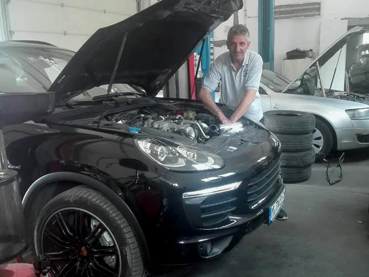 Photo 7 - CAR SERVICE GALE Tire repair Belgrade