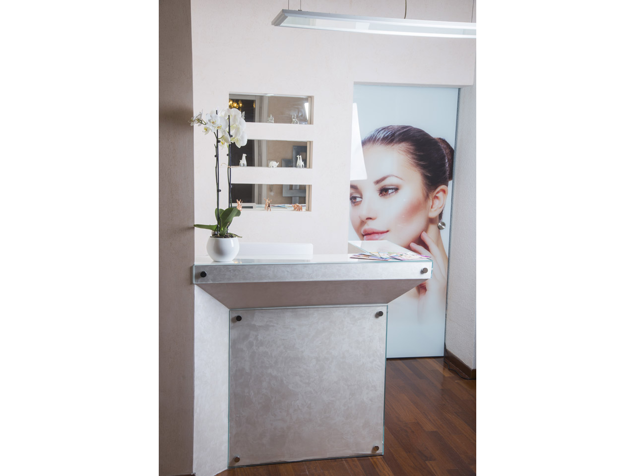 ESTHETIC CENTER FRACTORA Cosmetics salons Belgrade - Photo 4