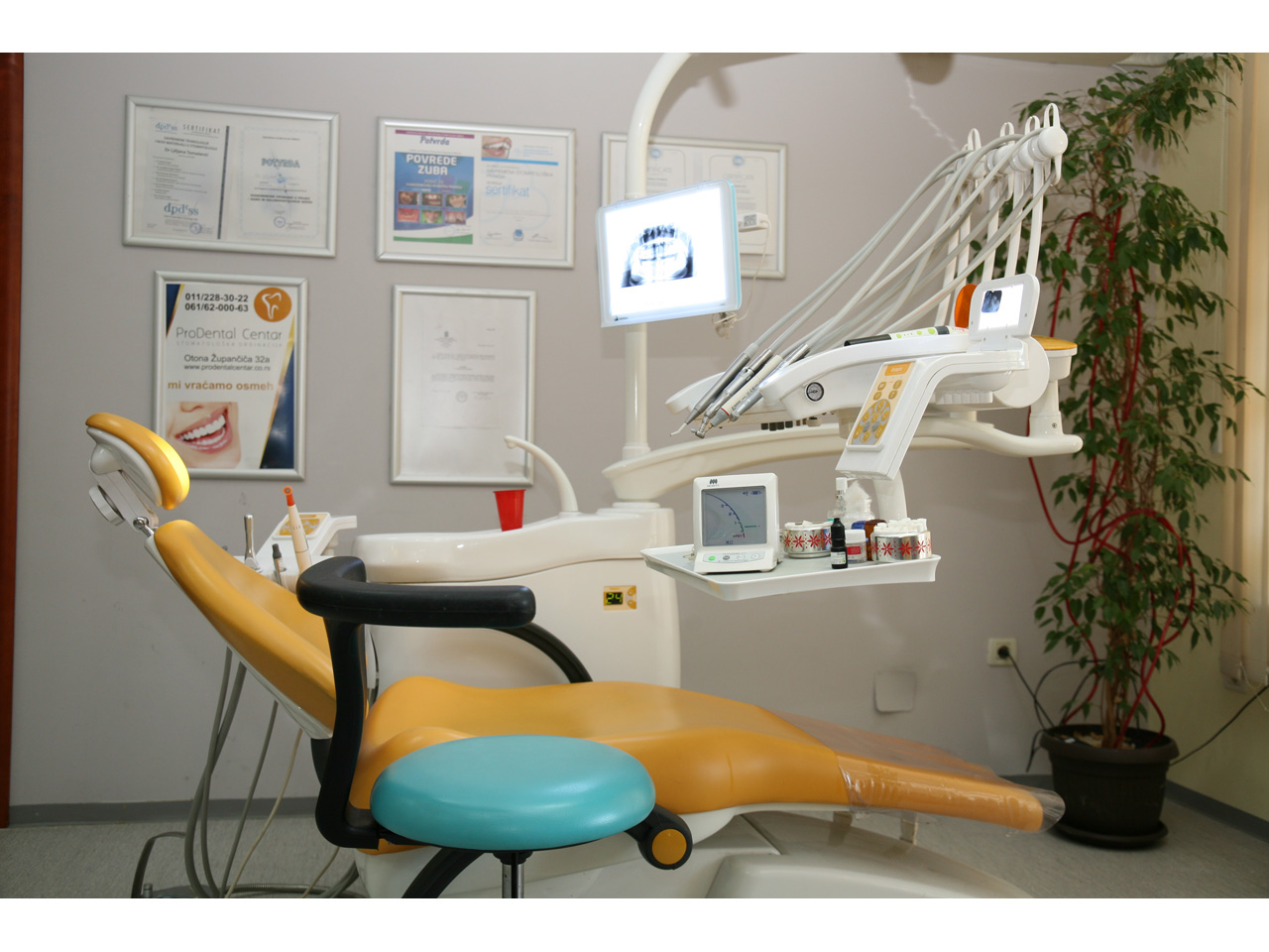 PRO DENTAL CENTAR OFFICE Dental surgery Belgrade - Photo 10